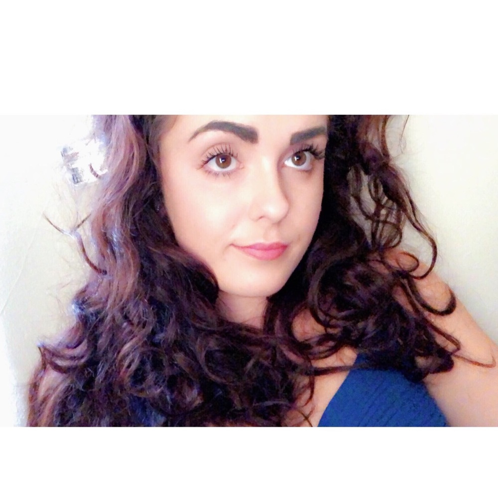 Meet your Posher, Nicole